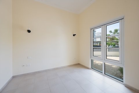 Villa zur Miete in The Villa, Dubai, VAE 4 Schlafzimmer, 384.1 m2 Nr. 750828 - Foto 16