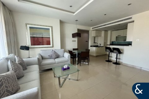 Appartement te huur in Jumeirah Lake Towers, Dubai, VAE 2 slaapkamers, 91 vr.m., nr 688864 - foto 2