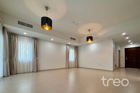 Vila u Dubai, UAE 4 spavaćih soba, 400.04 m2 Br. 733621 - fotografija 5