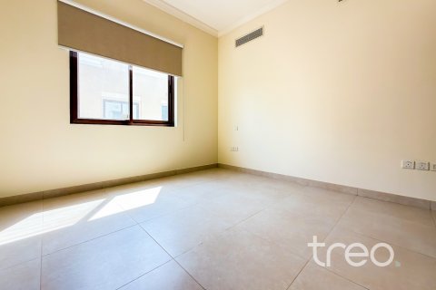 Radový dom v Arabian Ranches 2, Dubai, SAE 3 spálne, 404.96 m2 č. 733617 - Fotografia 14