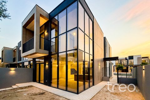 Mudon, Dubai, BAE’de kiralık villa 4 yatak odası, 229.28 m&sup2; No 733622 - fotoğraf 2