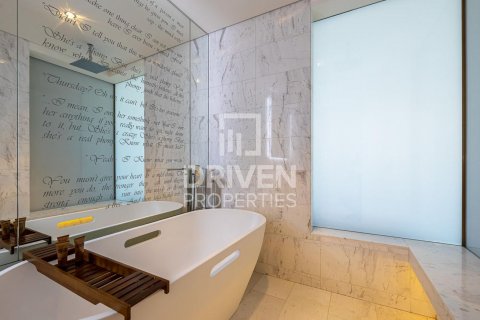 Apartment in Business Bay, Dubai, UAE 1 room, 45 sq.m. № 602348 - photo 10
