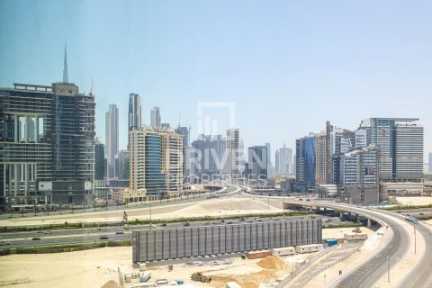 Apartment in Business Bay, Dubai, UAE 1 room, 45 sq.m. № 602348 - photo 16