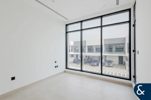 Jumeirah Golf Estates、Dubai、UAE にあるヴィラの賃貸物件 3ベッドルーム、178 m2、No668456 - 写真 8