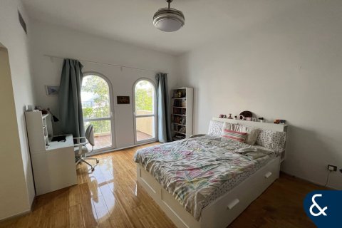 Willa do wynajęcia w Jumeirah Village Circle, Dubai, ZEA 4 sypialnie, 161 mkw., nr 668457 - zdjęcie 10