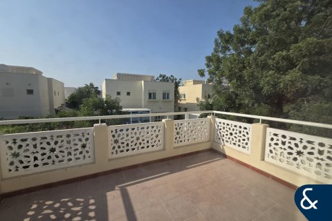 Vilă de închiriat în Meadows, Dubai, EAU 3 dormitoare, 56 mp. №668581 - poză 5
