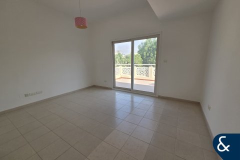 Vilă de închiriat în Meadows, Dubai, EAU 3 dormitoare, 56 mp. №668581 - poză 12
