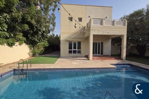 Vilă de închiriat în Meadows, Dubai, EAU 3 dormitoare, 56 mp. №668581 - poză 14