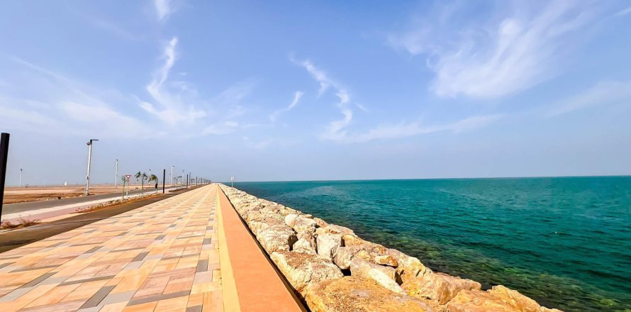 Tanah di Al Mairid, Ras Al Khaimah, UEA 450 m2 nomor 656872