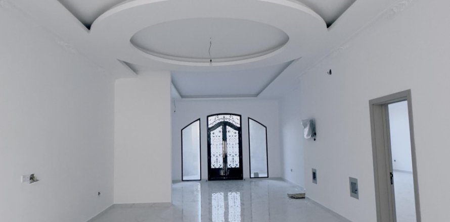 Villa en Seih Al Uraibi, Ras Al Khaimah, EAU 10 dormitorios, 1394 m² № 656876