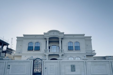 Villa en venta en Seih Al Uraibi, Ras Al Khaimah, EAU 10 dormitorios, 1394 m2 № 656876 - foto 6