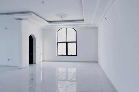 Villa en venta en Seih Al Uraibi, Ras Al Khaimah, EAU 10 dormitorios, 1394 m2 № 656876 - foto 5