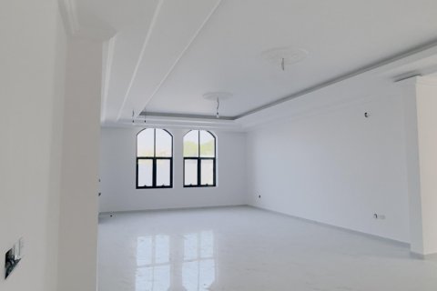 Villa en venta en Seih Al Uraibi, Ras Al Khaimah, EAU 10 dormitorios, 1394 m2 № 656876 - foto 2