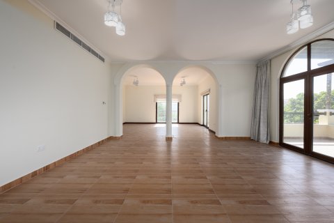 Üürile anda villa asukohaga The Villa, Dubai, AÜE: 5 magamistoaga, 1221.21 m² Nr 757483 - pilt 8