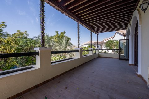 Üürile anda villa asukohaga The Villa, Dubai, AÜE: 5 magamistoaga, 1221.21 m² Nr 757483 - pilt 25