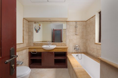 Üürile anda villa asukohaga The Villa, Dubai, AÜE: 5 magamistoaga, 1221.21 m² Nr 757483 - pilt 12