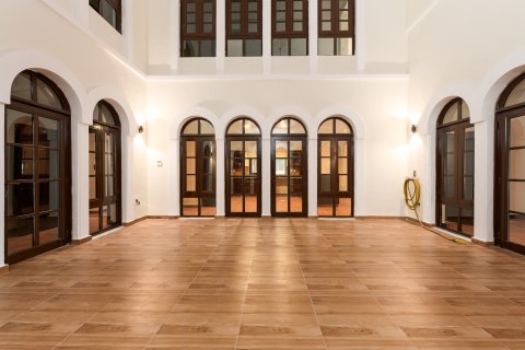 Üürile anda villa asukohaga The Villa, Dubai, AÜE: 5 magamistoaga, 1221.21 m² Nr 757483 - pilt 3