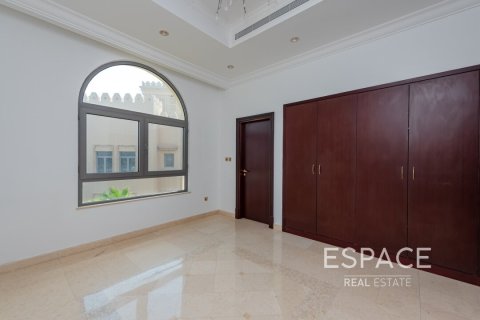 Βίλα σε Palm Jumeirah, Dubai, ΗΑΕ 5 υπνοδωμάτια, 650 τ.μ. Αρ. 649812 - φωτογραφία 9