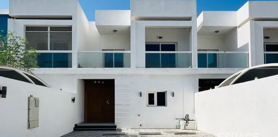 Stadthaus in Al Furjan, Dubai, VAE: 3 Schlafzimmer, 265 m2 Nr. 649815