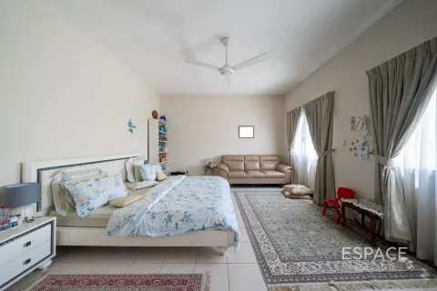 Huvila Meadows, Dubai, Arabiemiraatit 4 makuuhuonetta, 337 m2 № 649798 - kuva 16