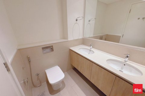 Apartment til leje i Dubai Hills Estate, Dubai, UAE 2 soveværelser, 93 kvm № 689460 - foto 11