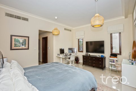 Vilë në Arabian Ranches 2, Dubai, Emiratet e Bashkuara Arabe 4 dhoma gjumi, 400.32 m2. № 753634 - Foto 16