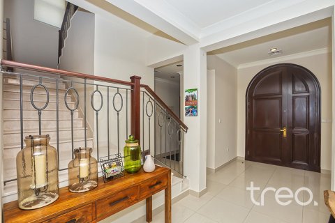 Vilë në Arabian Ranches 2, Dubai, Emiratet e Bashkuara Arabe 4 dhoma gjumi, 400.32 m2. № 753634 - Foto 2