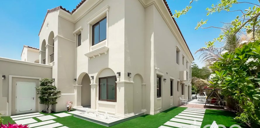 Vila v Arabian Ranches 2, Dubai, SAE 5 spální, 368.82 m2 č. 753633