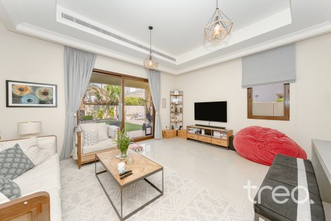 Villa Arabian Ranches 2, Dubaijā, AAE 4 istabas, 400.32 m2 Nr. 753632 - attēls 8