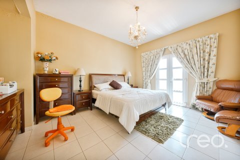 Vila u gradu Meadows, Dubai, UAE 4 spavaće sobe, 352.2 m2 Br. 753631 - Slika 10