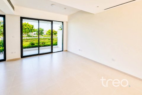Зняти в оренду таунхаус в Arabian Ranches 3, Дубай, ОАЕ 3 спальні, 205.41м2, № 758908 - фото 4