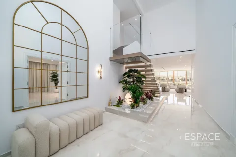 וילה להשכרה ב Palm Jumeirah, Dubai, איחוד האמירויות  4 חדרי שינה, 483 מ"ר, מספר 650050 - תמונה 8