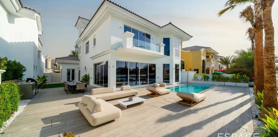 וילה ב Palm Jumeirah, Dubai, איחוד האמירויות 4 חדרי שינה, 483 מ"ר מספר 650050