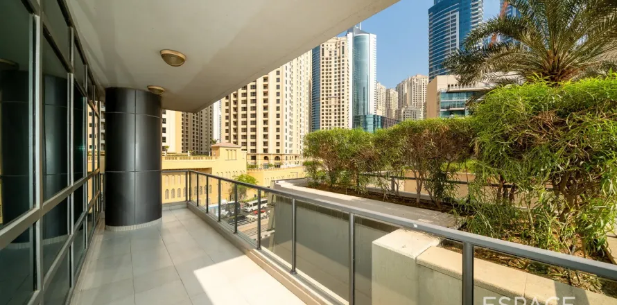 آپارتمان در Dubai Marina، Dubai ، امارات متحده عربی 2 خوابه ، 122 متر مربع.  شماره 650067