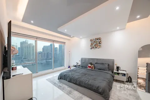 Dubai Marina, UAE의 임대용 아파트 침실 3개, 195제곱미터 번호 650048 - 사진 13