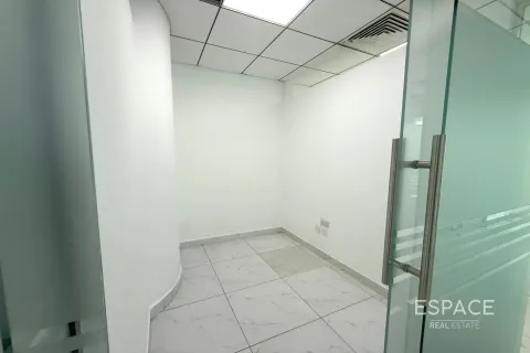 Üürile anda kontor asukohaga Business Bay, Dubai, AÜE: 177 m² Nr 650047 - pilt 10