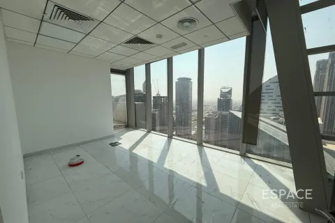 Üürile anda kontor asukohaga Business Bay, Dubai, AÜE: 177 m² Nr 650047 - pilt 1