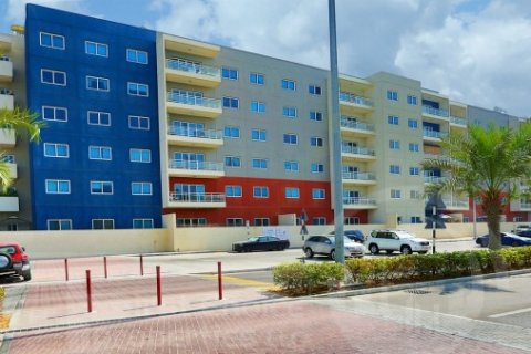 Appartamento in vendita a Al Reef, Abu Dhabi, EAU 2 camere da letto, 114 mq. № 731102 - foto 15