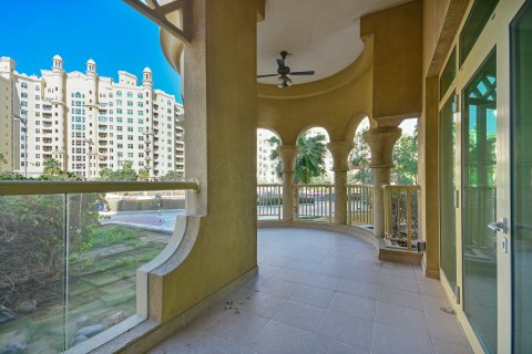 Apartment sa Palm Jumeirah, Dubai, UAE 3 silid-tulugan, 206 sq.m. № 739676 - larawan 17