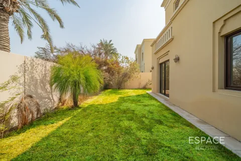 Villa te koop in Arabian Ranches 2, Dubai, VAE 3 slaapkamers, 292 vr.m., nr 649459 - foto 14