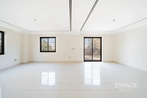 Villa te koop in Arabian Ranches 2, Dubai, VAE 3 slaapkamers, 292 vr.m., nr 649459 - foto 3
