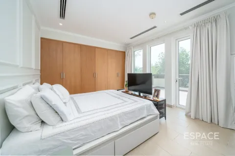 Βίλα σε Jumeirah Park, Dubai, ΗΑΕ 3 υπνοδωμάτια, 328 τ.μ. Αρ. 649461 - φωτογραφία 13