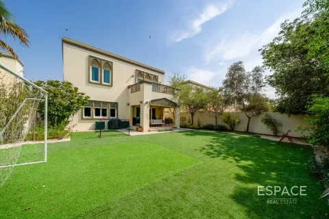 Βίλα σε Jumeirah Park, Dubai, ΗΑΕ 3 υπνοδωμάτια, 328 τ.μ. Αρ. 649461 - φωτογραφία 1