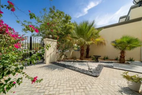 Βίλα σε Jumeirah Park, Dubai, ΗΑΕ 3 υπνοδωμάτια, 328 τ.μ. Αρ. 649461 - φωτογραφία 18