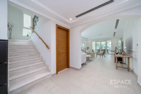 Βίλα σε Jumeirah Park, Dubai, ΗΑΕ 3 υπνοδωμάτια, 328 τ.μ. Αρ. 649461 - φωτογραφία 7
