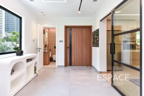 Villa te koop in Jumeirah Village Circle, Dubai, VAE 4 slaapkamers, 346 vr.m., nr 649913 - foto 5