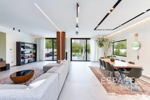 Villa te koop in Jumeirah Village Circle, Dubai, VAE 4 slaapkamers, 346 vr.m., nr 649913 - foto 2