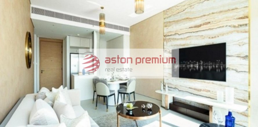 Apartament în Jumeirah Beach Residence, Dubai, EAU 2 dormitoare, 105.3 mp.  №670299