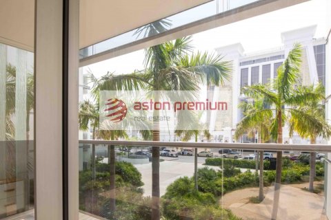 Apartman u gradu Palm Jumeirah, Dubai, UAE 2 spavaće sobe, 184 m2 Br. 670297 - Slika 31