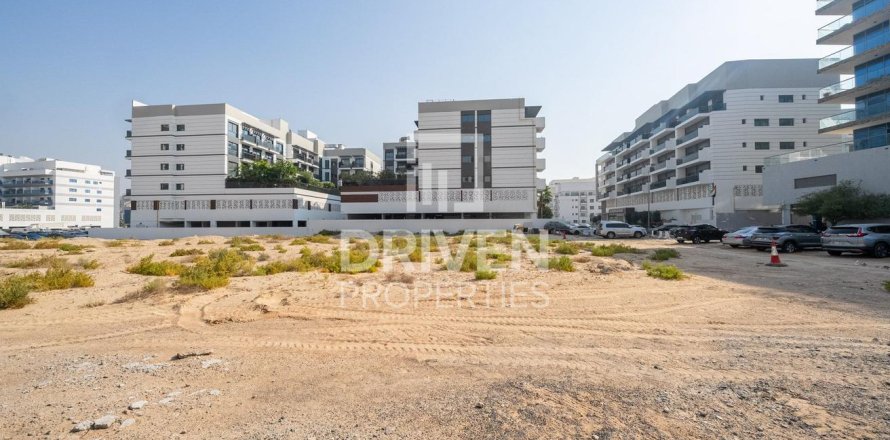 Lupain sa Al Warsan, Dubai, UAE 2420.87 sq.m. № 768024